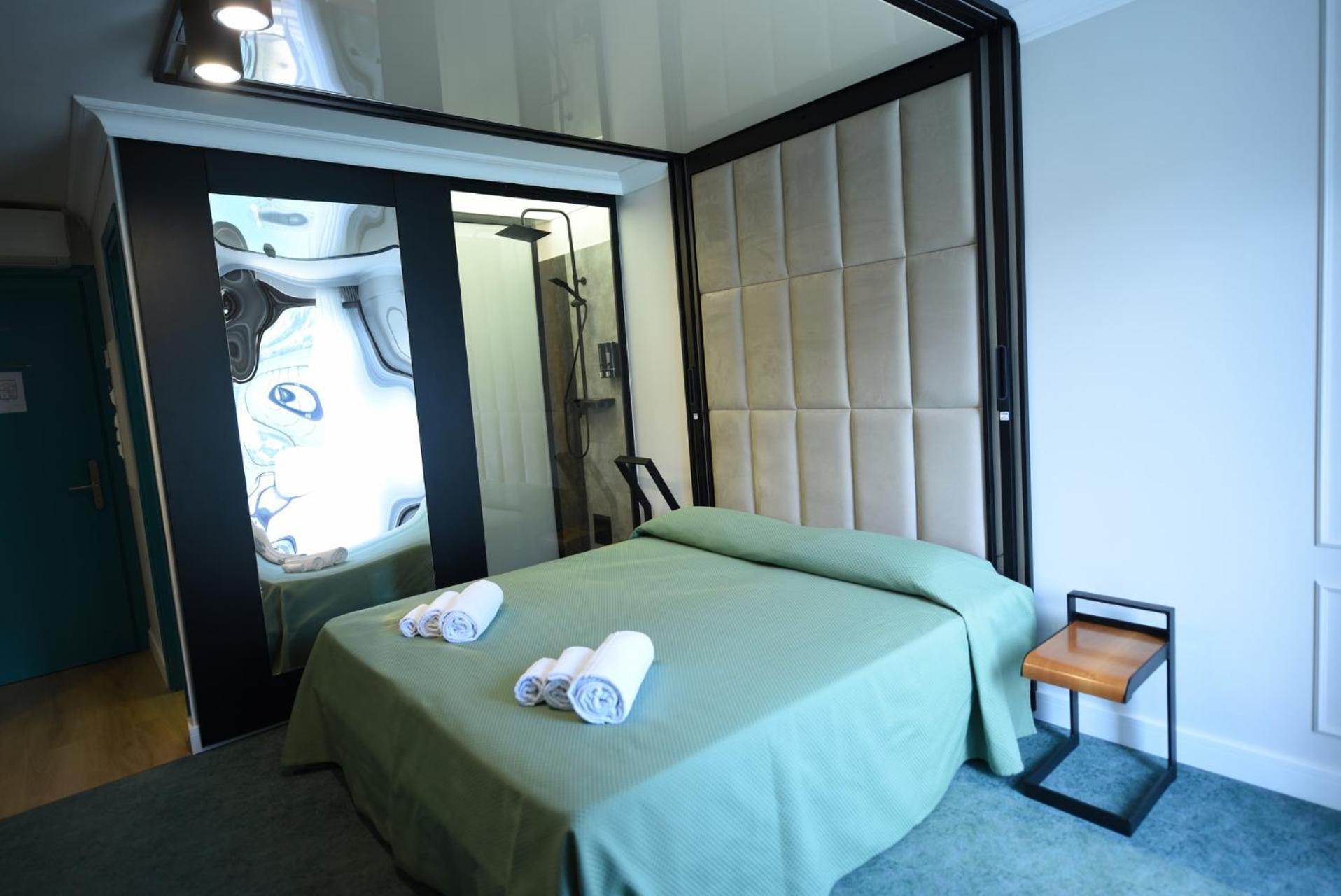 Hotel Celis Барчис Екстериор снимка