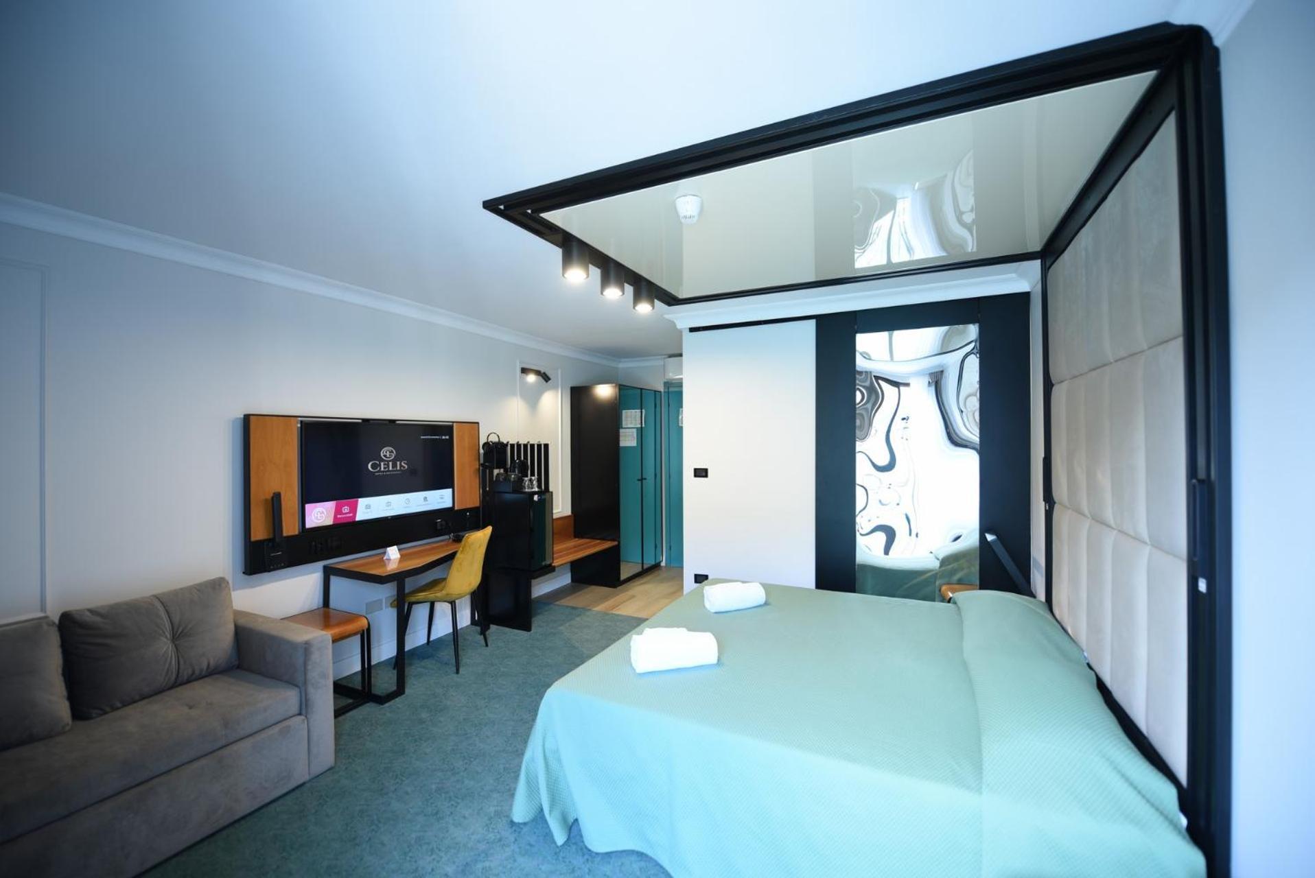 Hotel Celis Барчис Екстериор снимка